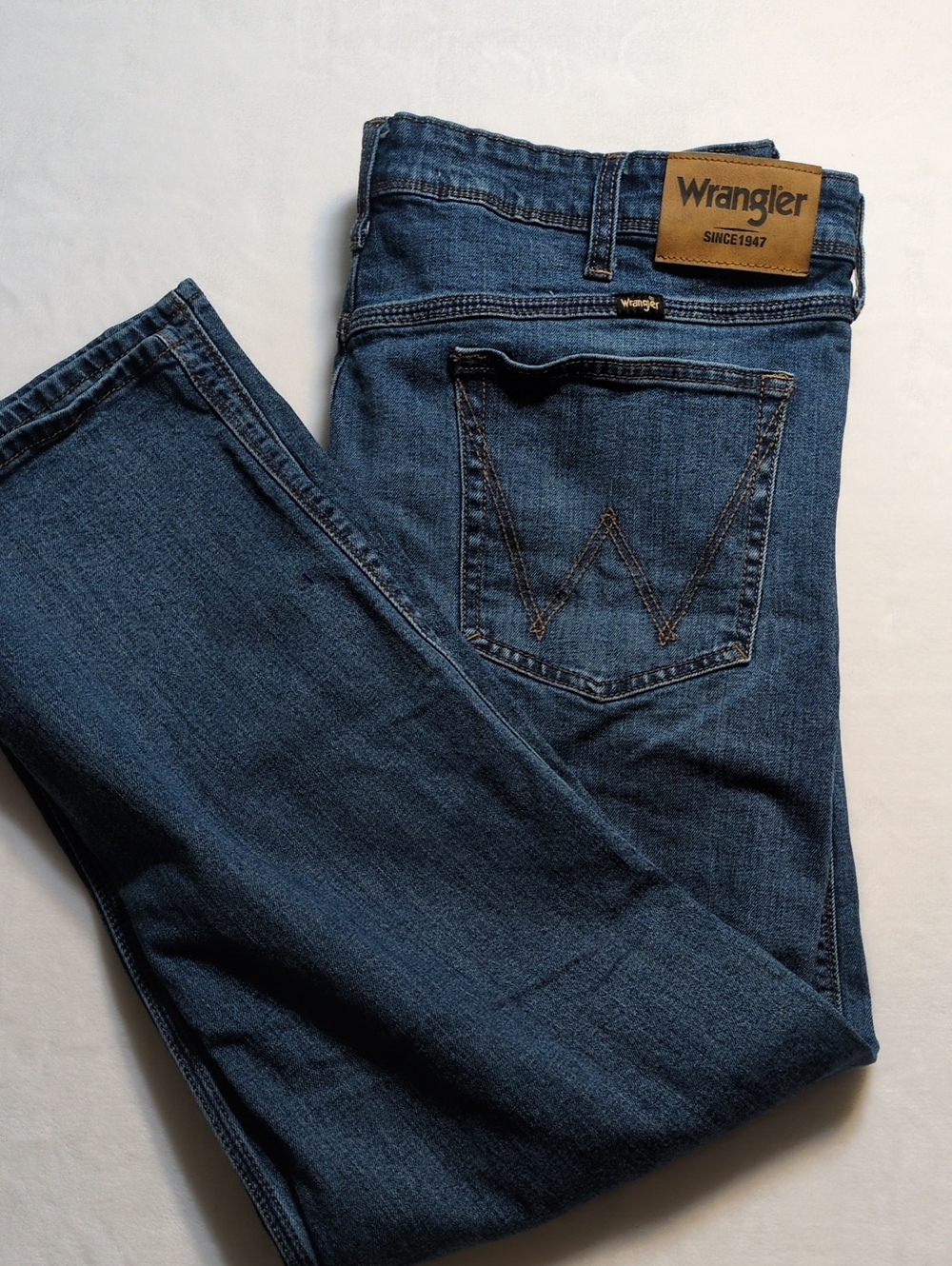Wrangler Mens Regular Fit Straight Leg Jeans Medium Wash Blue Stretch 40x29